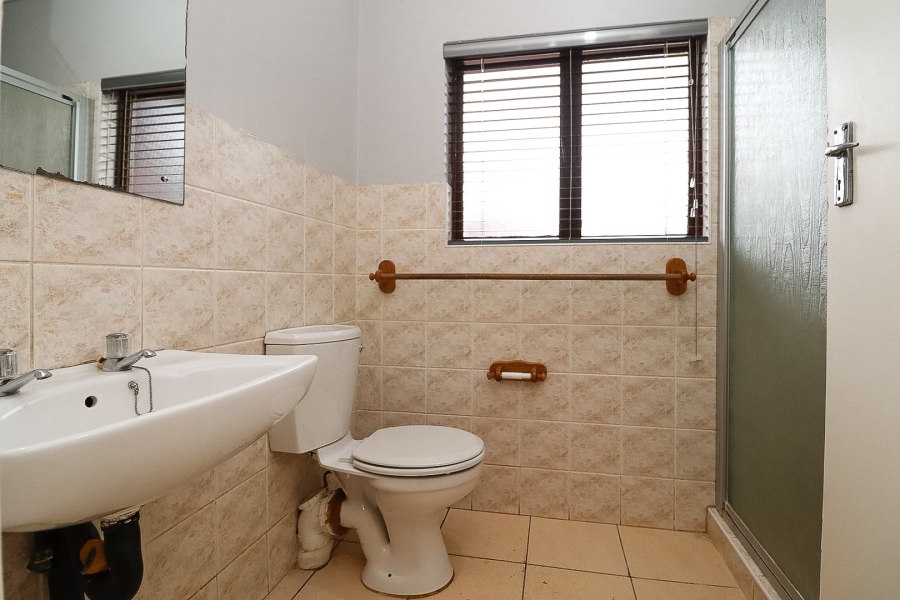 2 Bedroom Property for Sale in Flamwood North West